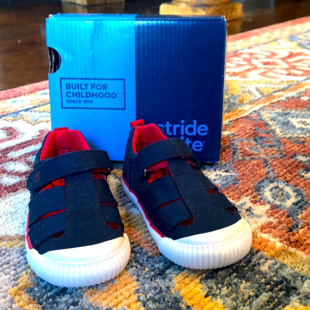 Stride Rite SR Hadley/Navy Shoe